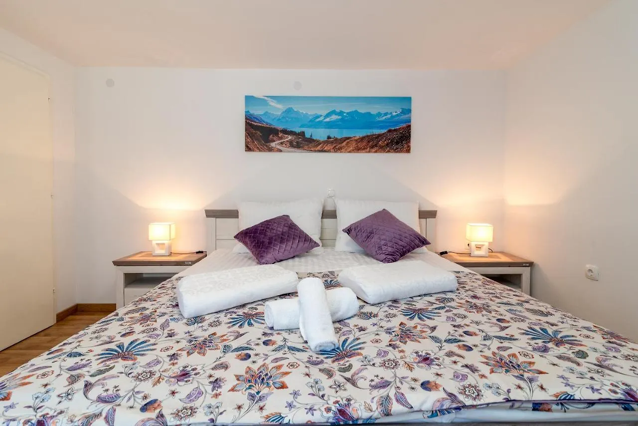 Novi Apartment Trogir