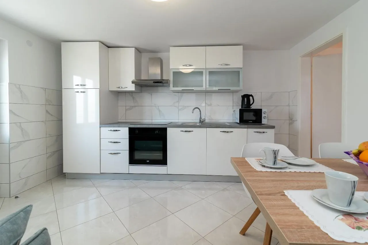 Novi Apartment Trogir